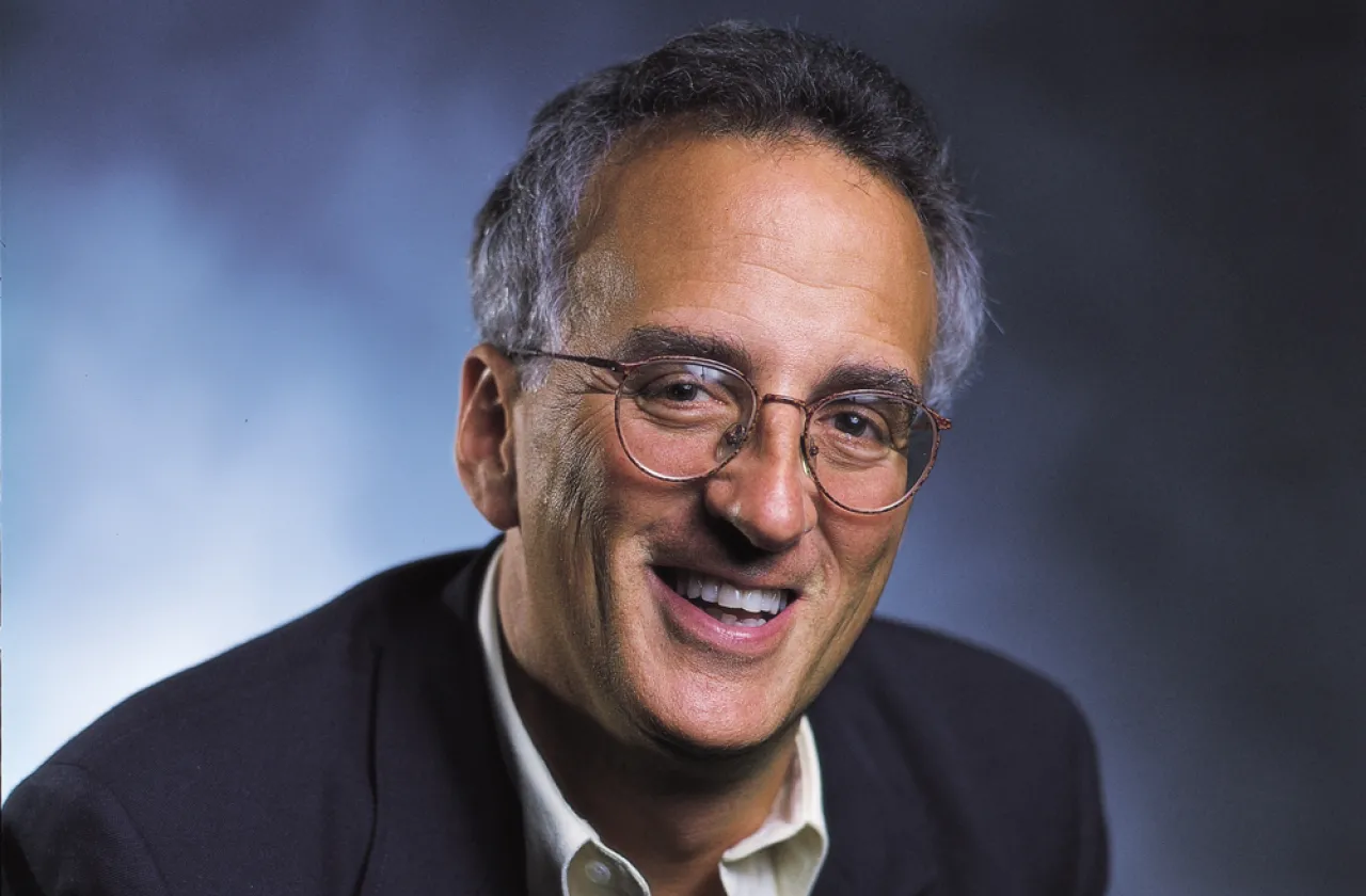 Andrew Zimbalist headshot