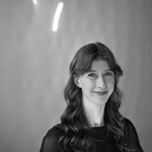 Portrait of Lindsey Jones