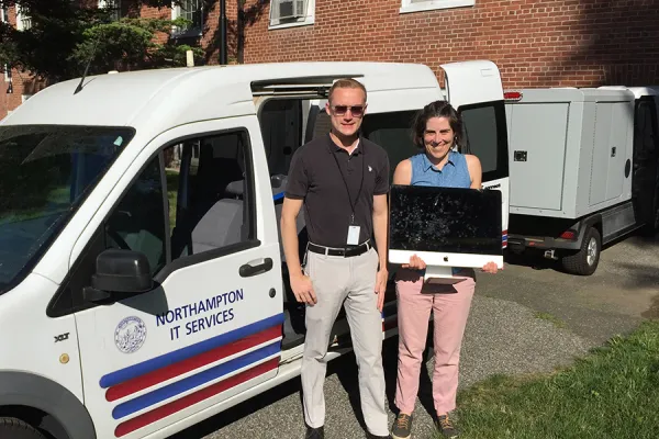 Northampton IT services displays Apple computer for donation